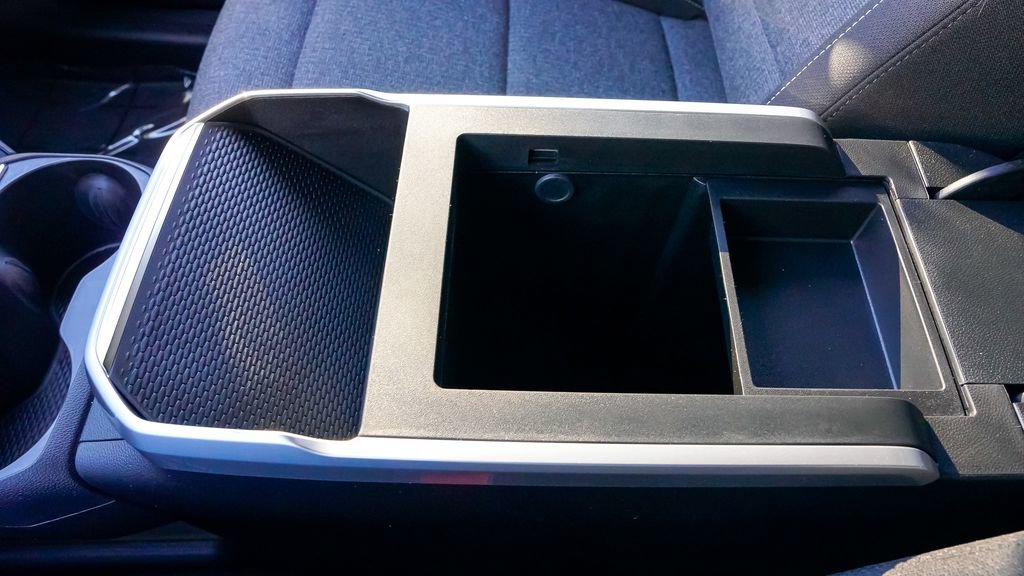 Used 2025 GMC Terrain Elevation image 28