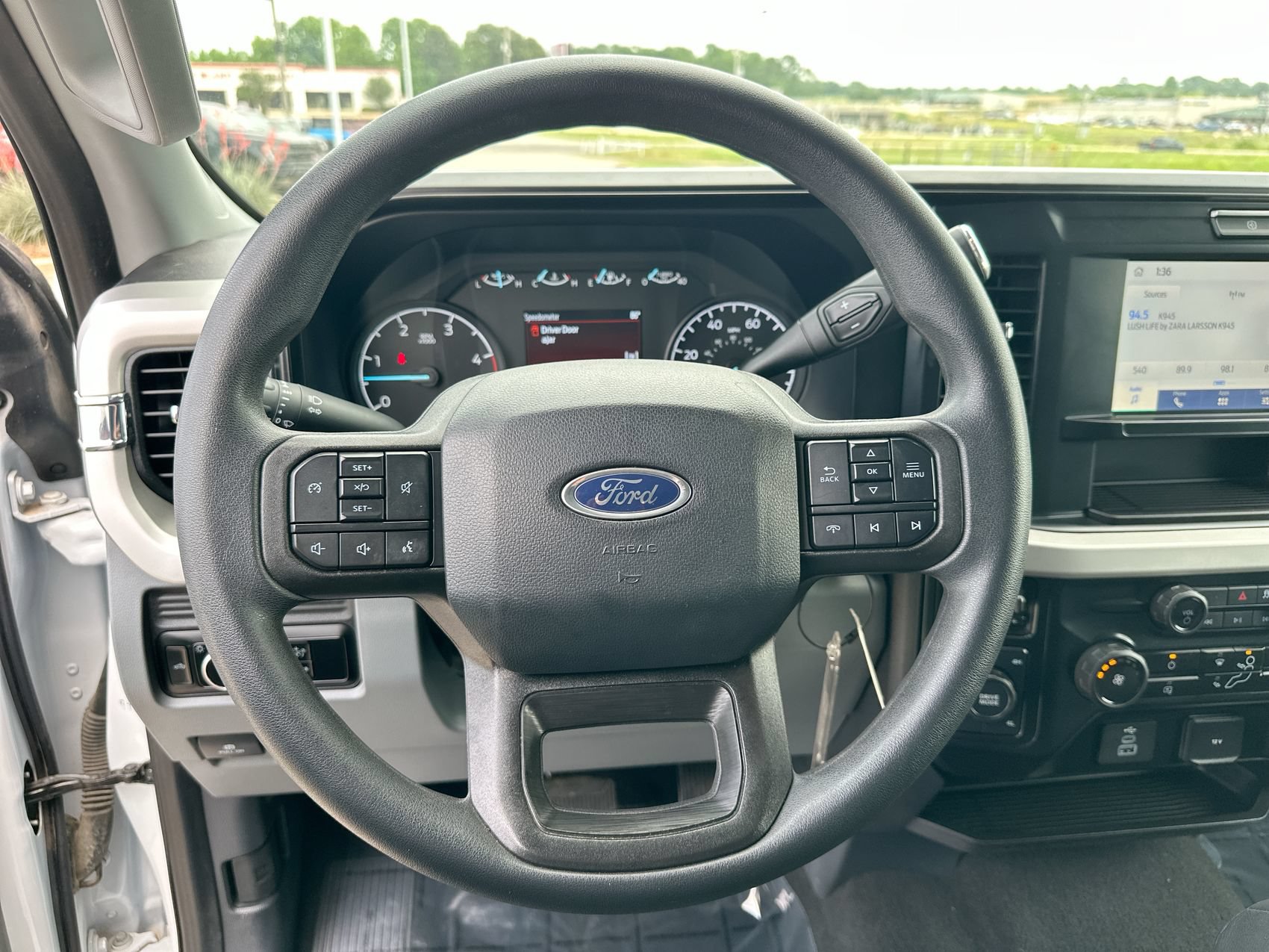 Used 2025 Ford F250 XLT AWD/4WD image 14