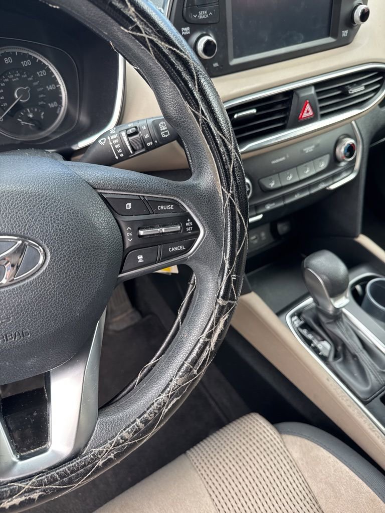 Used 2019 Hyundai Santa Fe SE FWD image 16