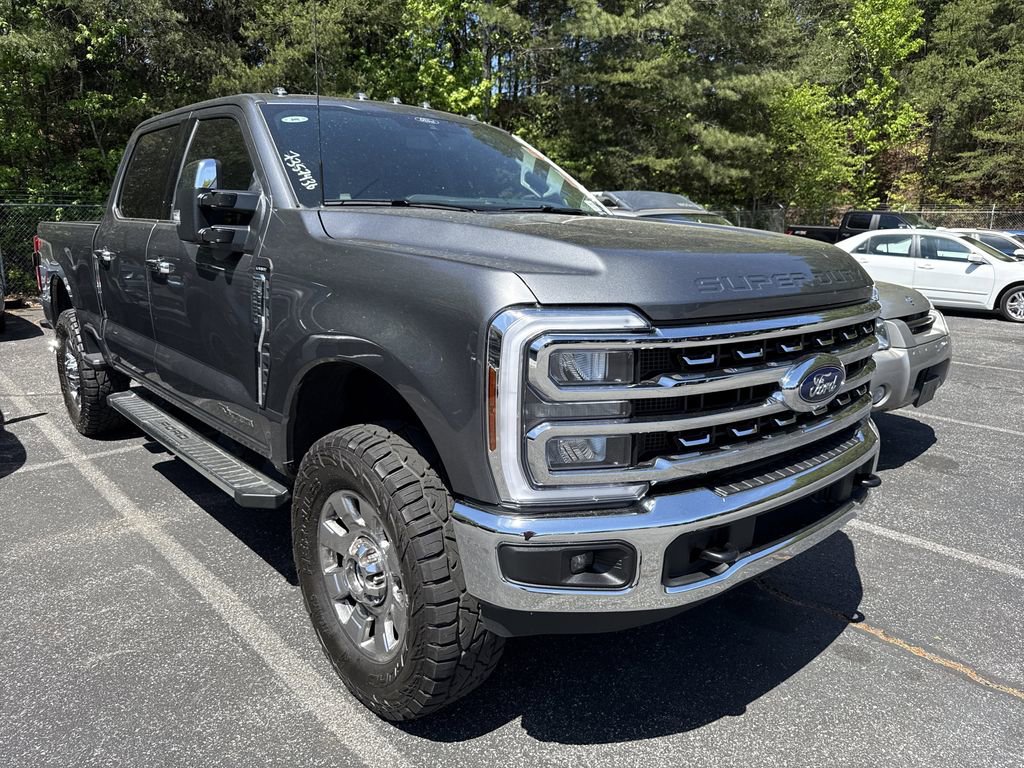 Used 2025 Ford F350 Lariat w/ Chrome Package AWD/4WD image 24