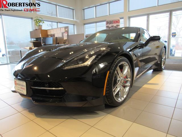 Used 2016 Chevrolet Corvette Stingray Coupe w/ 2LT Preferred Equipment Group image 1