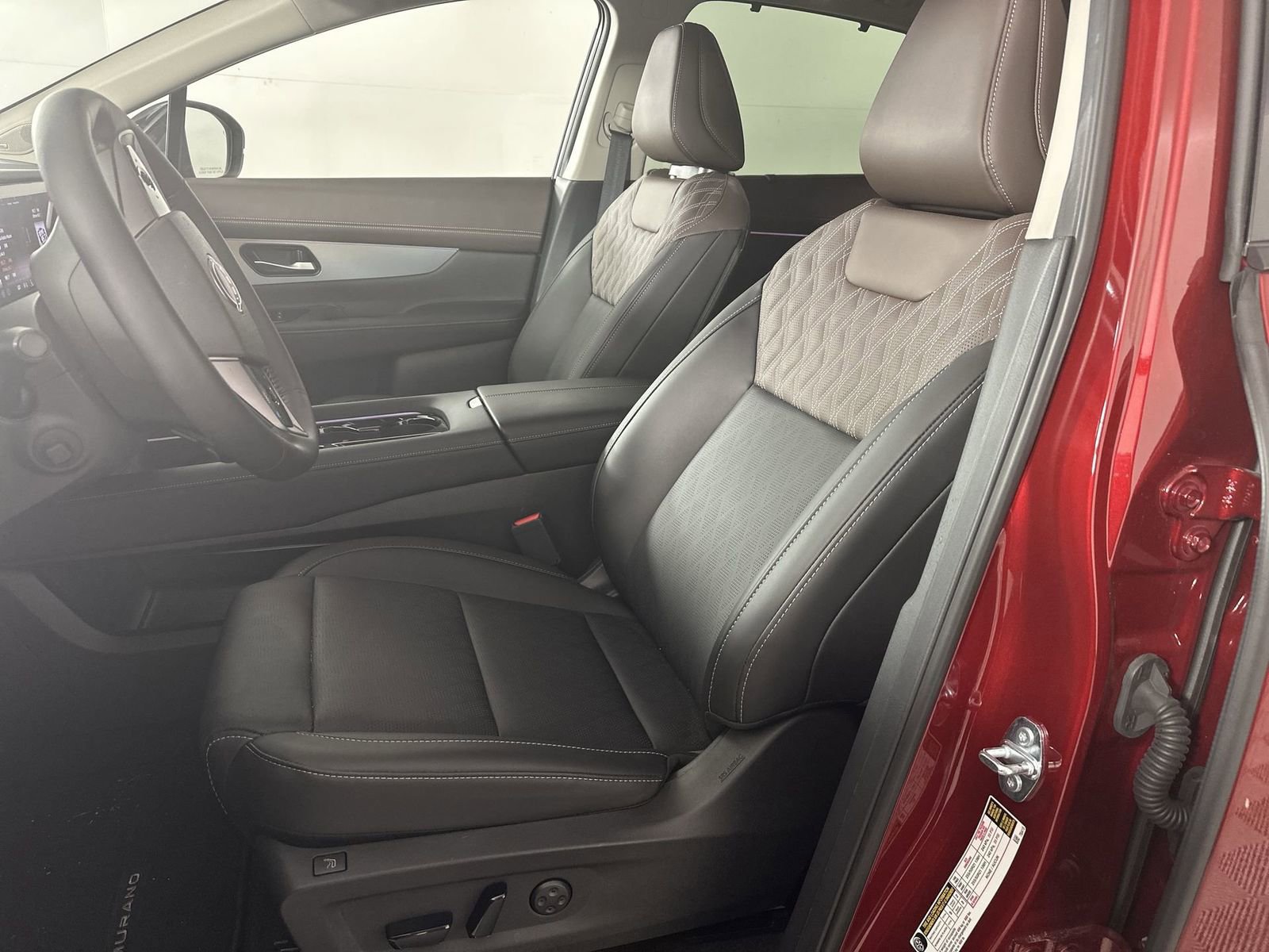 New 2025 Nissan Murano Platinum w/ Cargo Package AWD/4WD image 11
