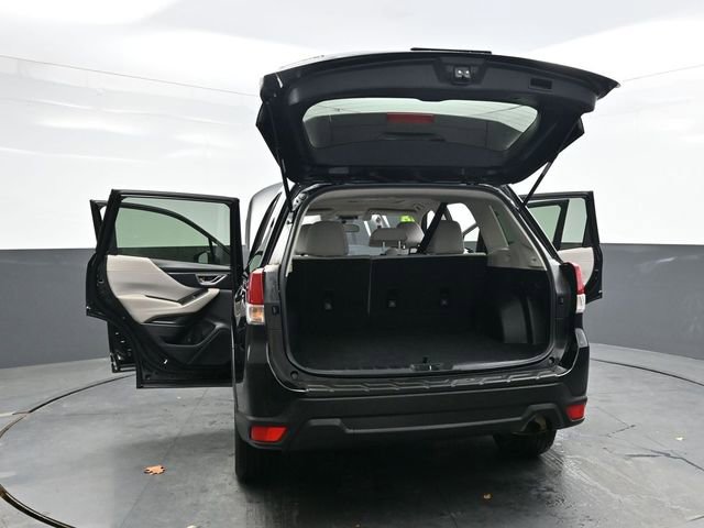 Used 2019 Subaru Forester Premium image 46