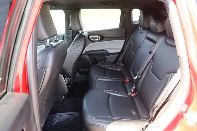 Used 2025 Jeep Compass Limited AWD/4WD image 9