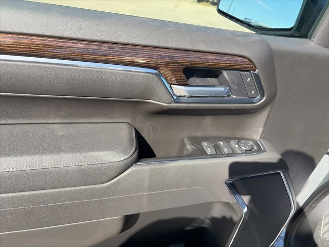 New 2026 GMC Sierra 1500 Elevation image 17