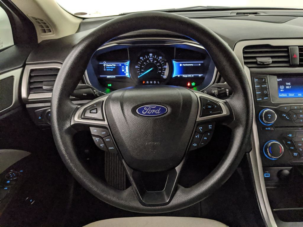 Used 2017 Ford Fusion S image 10