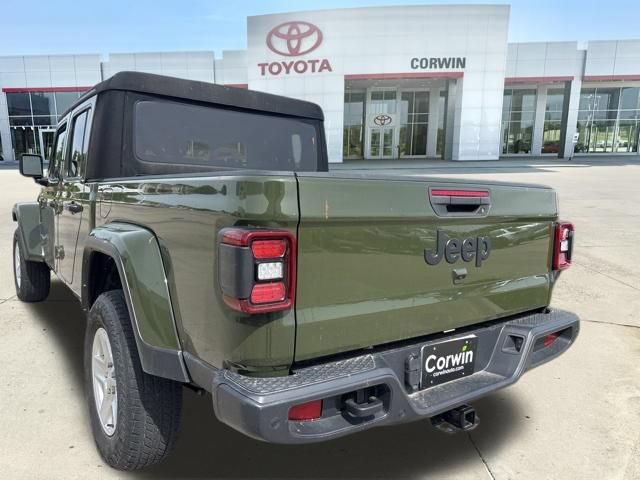 Used 2022 Jeep Gladiator Sport AWD/4WD image 11
