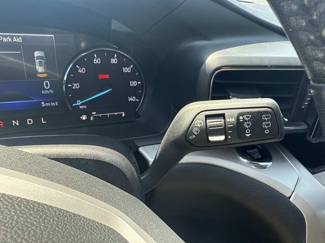 Used 2023 Ford Explorer XLT w/ Equipment Group 202A AWD/4WD image 32