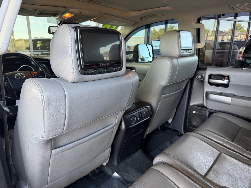 Used 2018 Toyota Sequoia Limited w/ Safety & Convenience Package AWD/4WD image 23