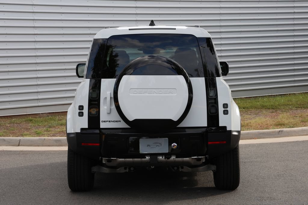 New 2026 Land Rover Defender 110 S AWD/4WD image 3