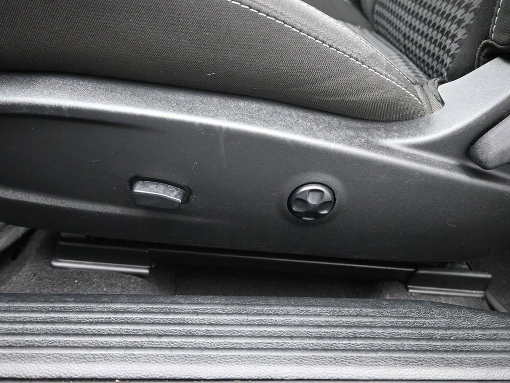 Used 2019 Dodge Challenger SRT Hellcat image 11