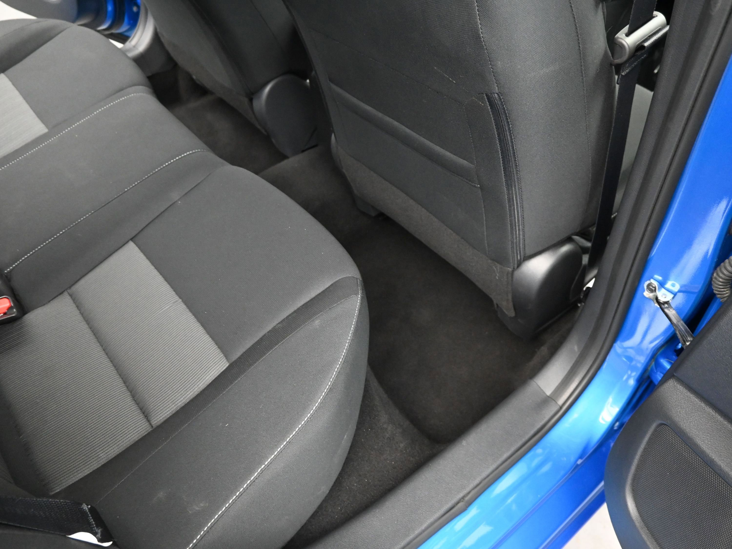 Used 2025 Nissan Sentra SV image 20