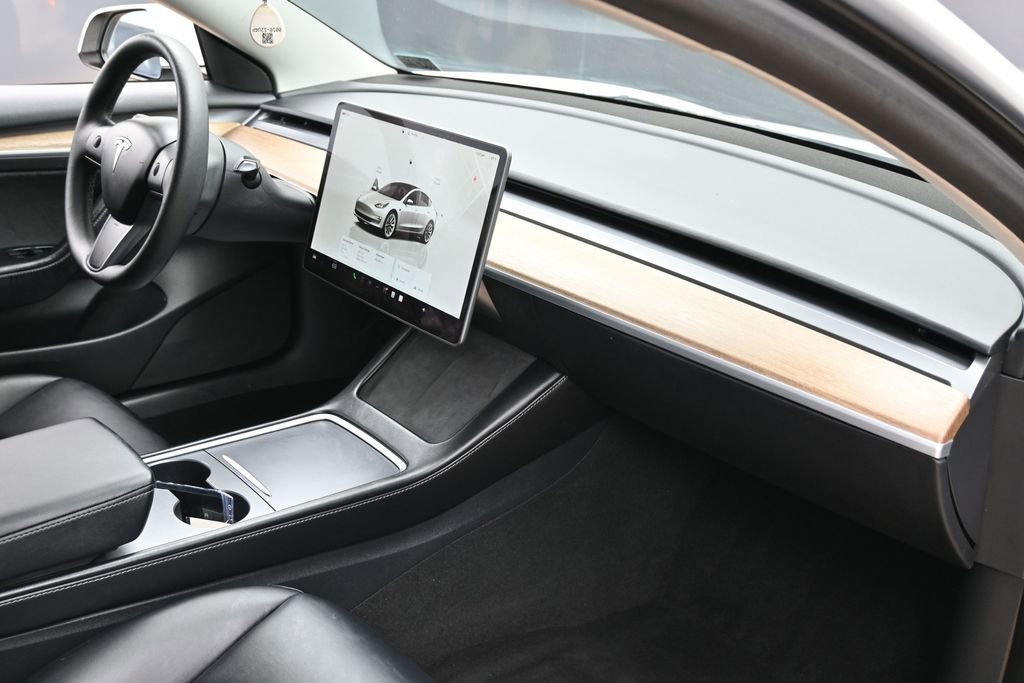 Used 2023 Tesla Model 3 Standard Range RWD image 39