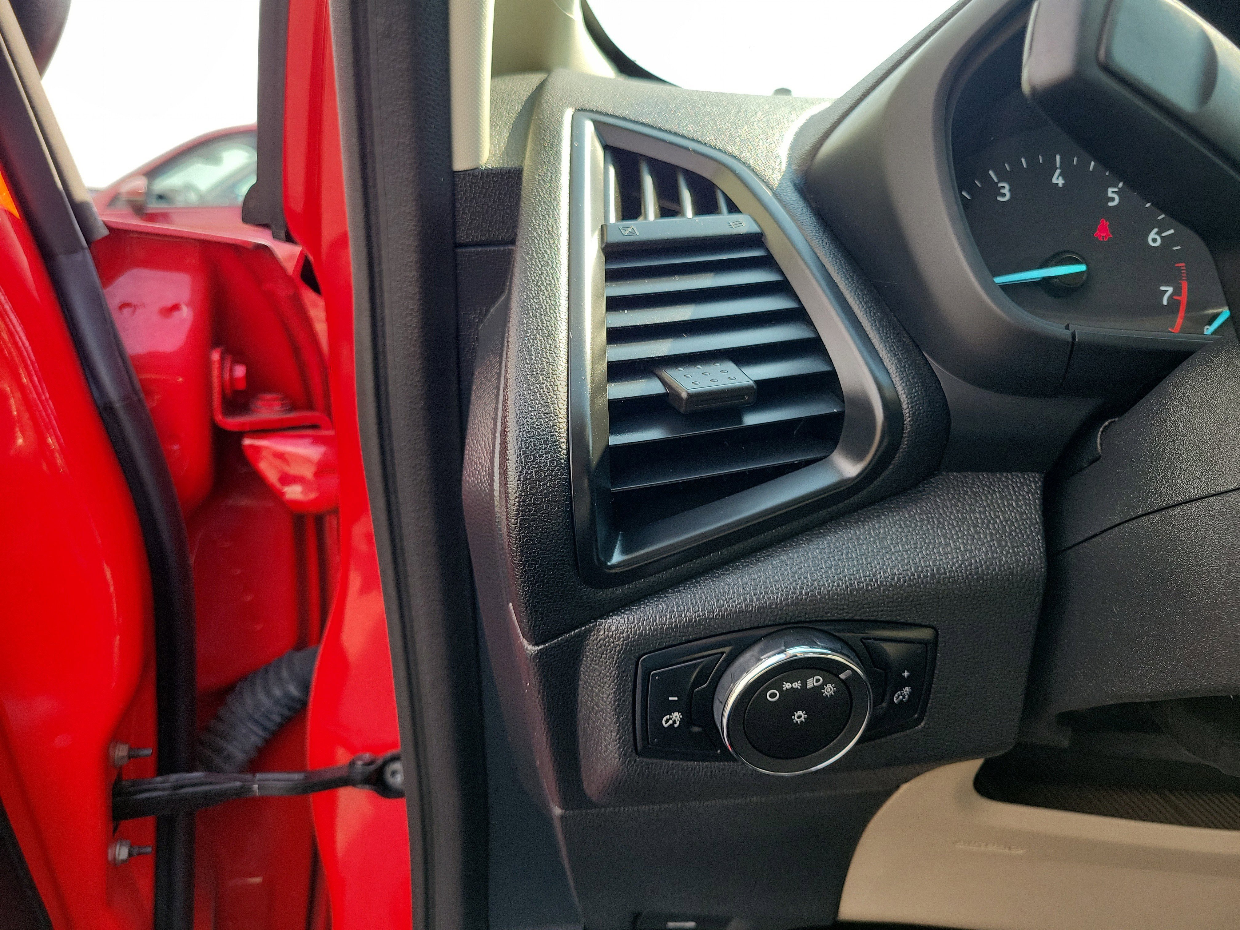 Used 2021 Ford EcoSport S image 20