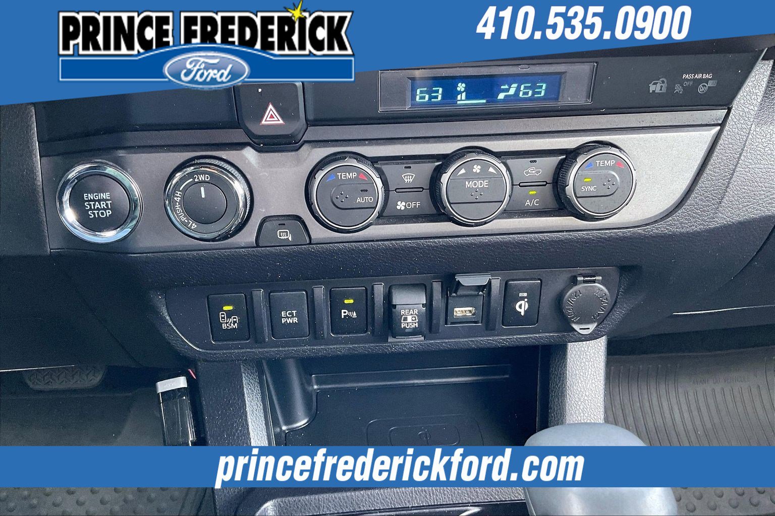 Used 2022 Toyota Tacoma TRD Sport w/ Technology Package image 31