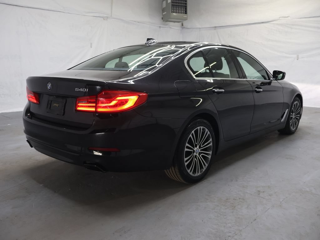 Used 2018 BMW 540i RWD image 7