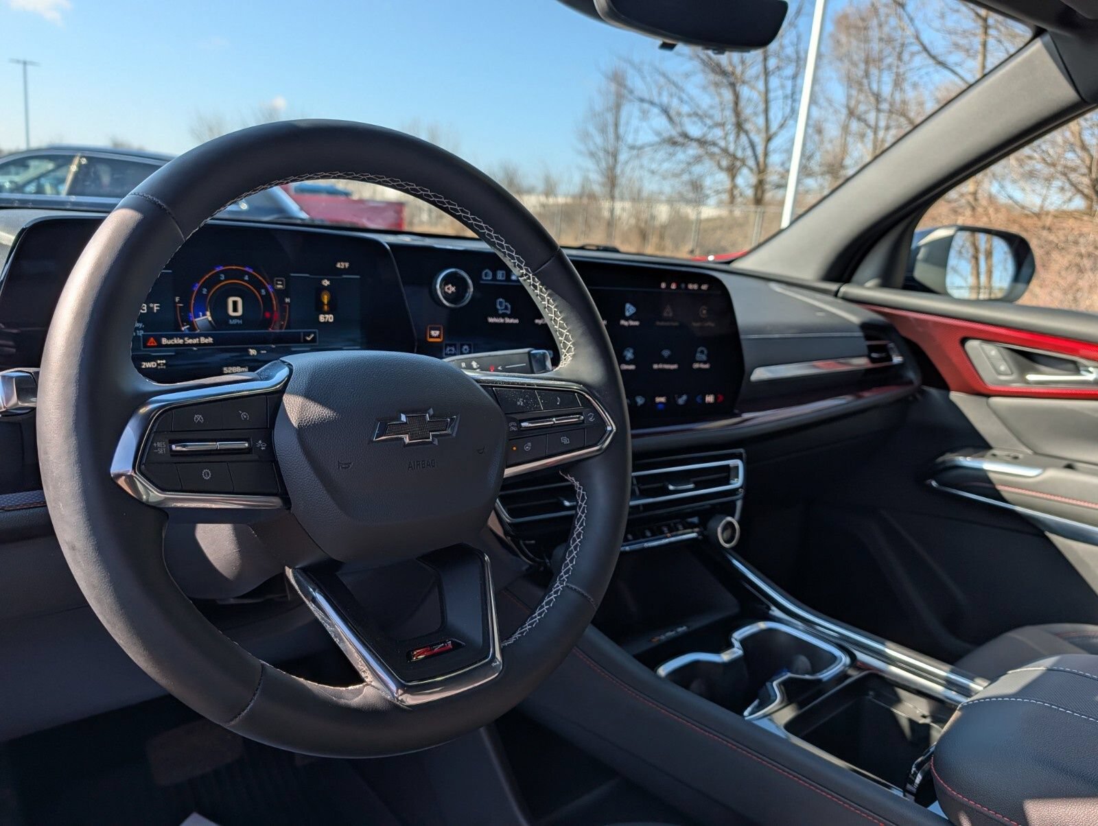 Used 2026 Chevrolet Traverse Z71 w/ Driver Confidence Package AWD/4WD image 28