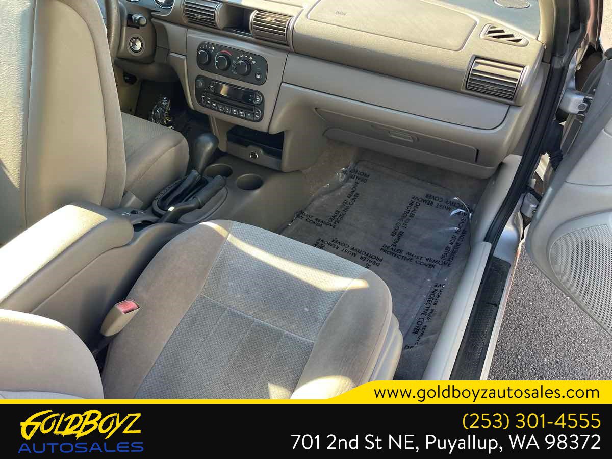 Used 2005 Chrysler Sebring Convertible FWD image 14