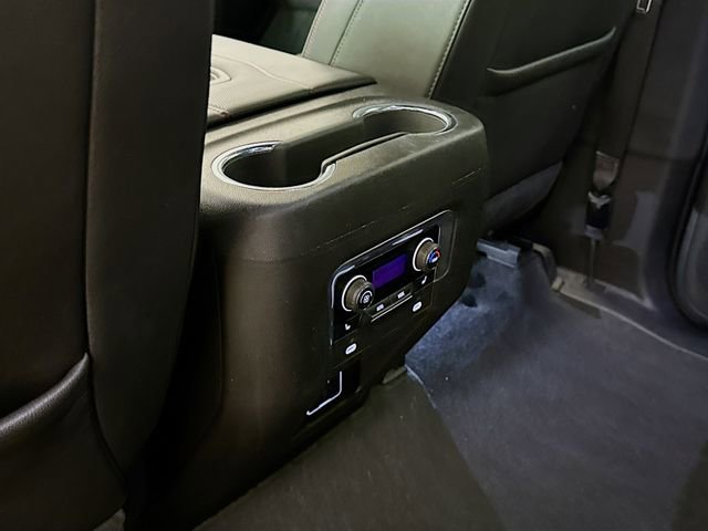 Used 2022 Chevrolet Suburban RST w/ Luxury Package AWD/4WD image 28