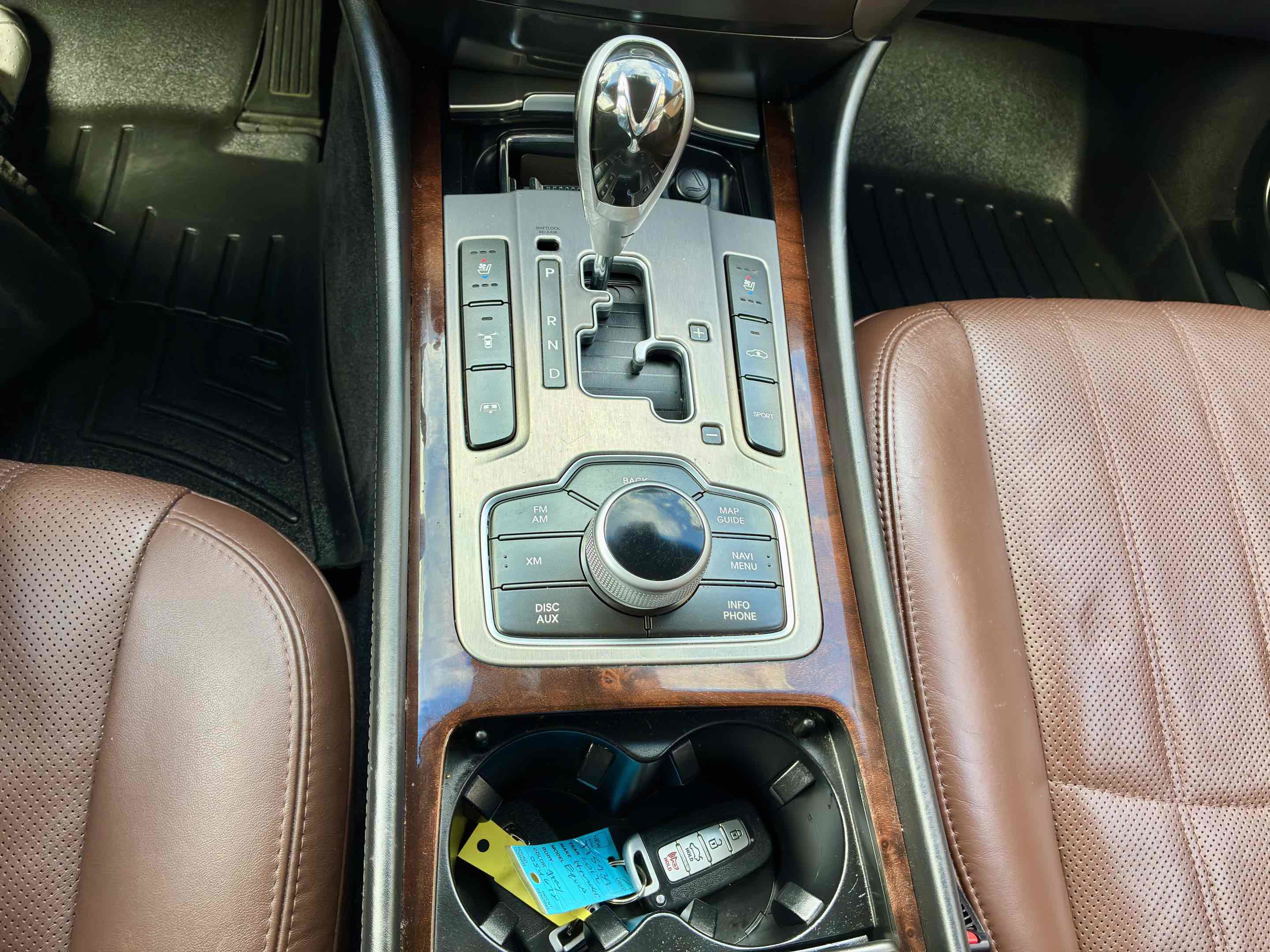 Used 2012 Hyundai Equus Ultimate RWD image 24