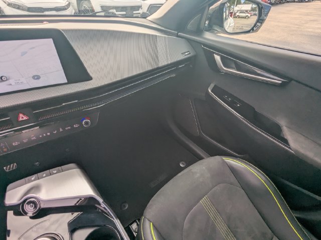 Certified 2023 Kia EV6 GT AWD/4WD image 17