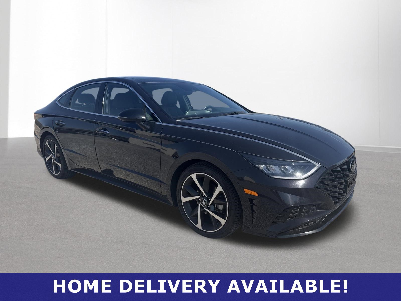 Used 2023 Hyundai Sonata SEL Plus w/ Cargo Package FWD image 1