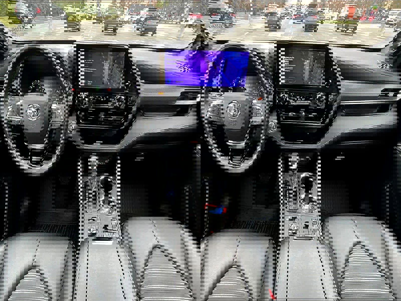 Used 2023 Toyota Highlander XSE image 22