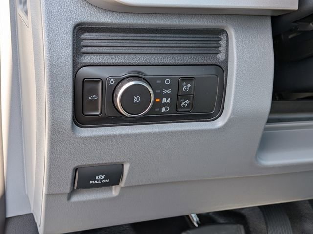 New 2026 Ford F250 XL w/ XL Chrome Package image 13
