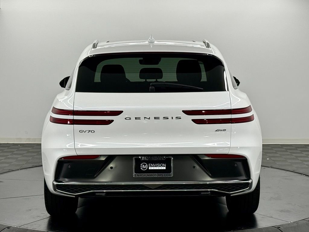Used 2026 Genesis GV70 2.5T Advanced AWD/4WD image 11