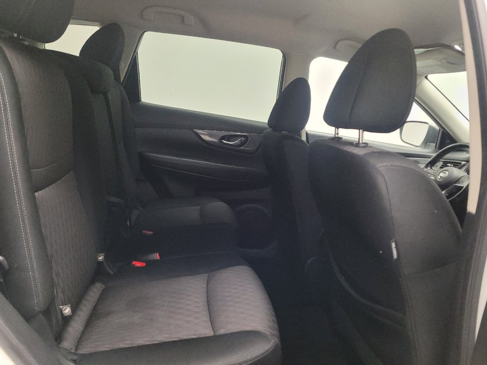 Used 2020 Nissan Rogue SV AWD/4WD image 19