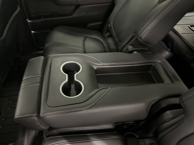 Used 2025 Honda Pilot Touring image 21