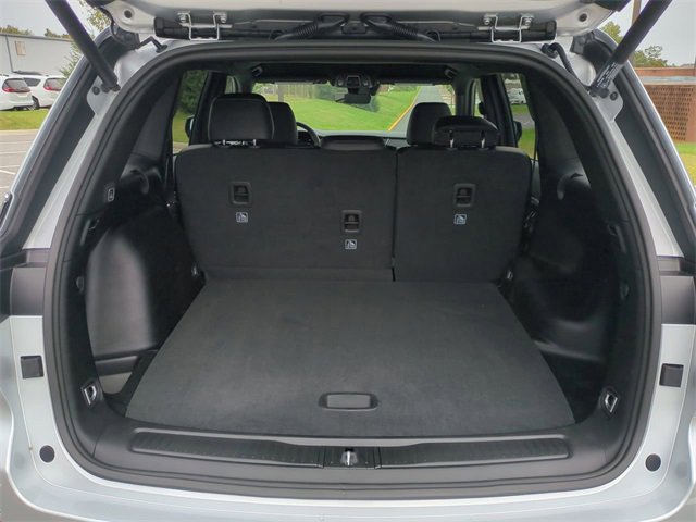 New 2025 Jeep Grand Cherokee Limited w/ Trailer Tow Package image 13