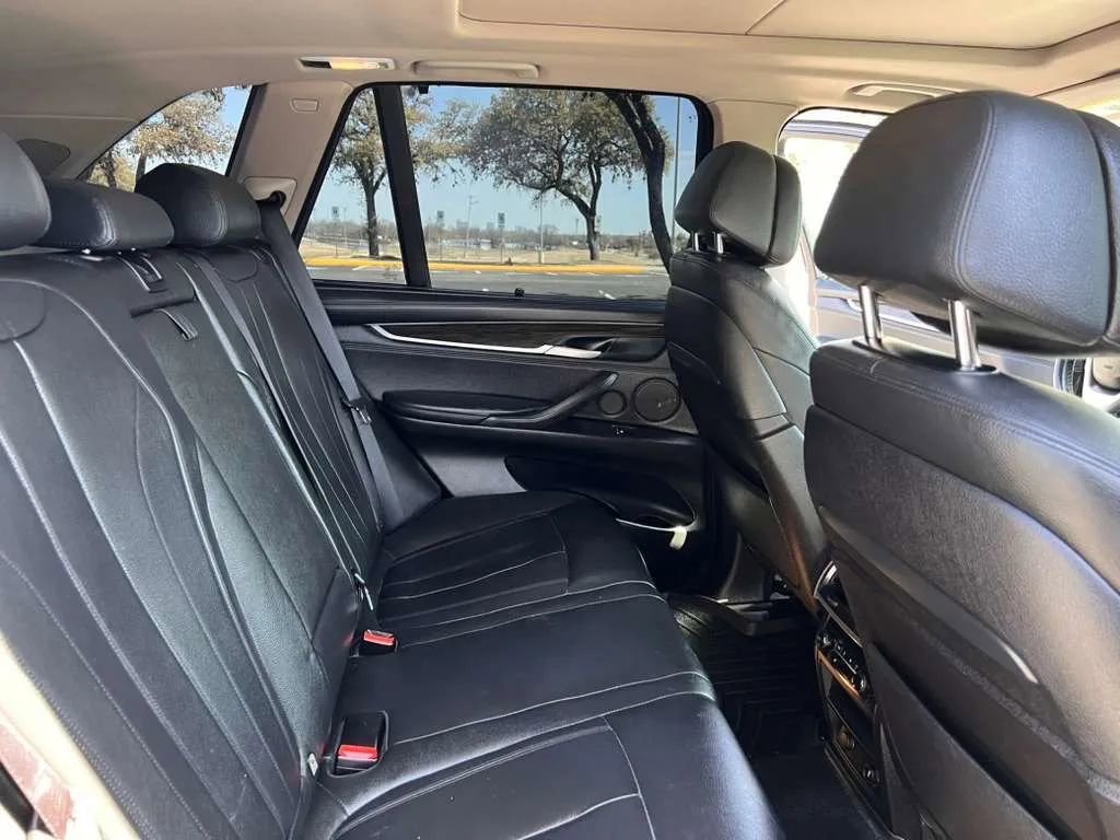 Used 2015 BMW X5 xDrive50i AWD/4WD image 33