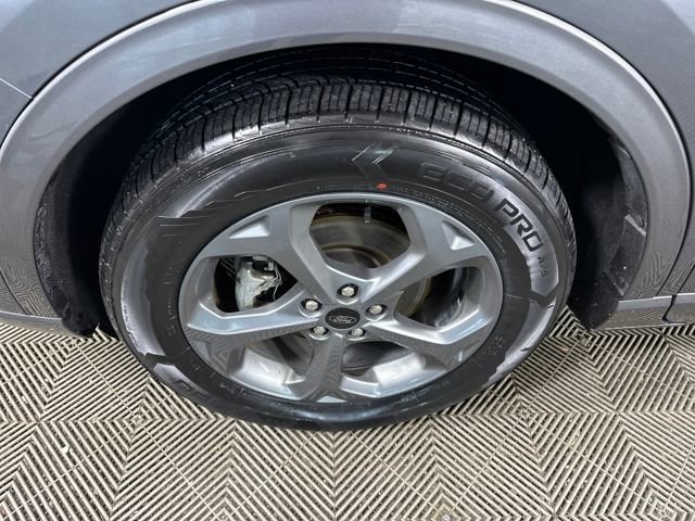 Used 2023 Ford Escape ST-Line image 10