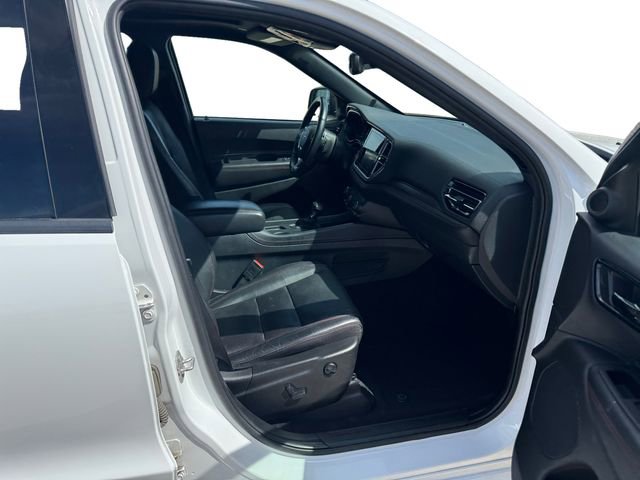 Used 2024 Dodge Durango GT image 16