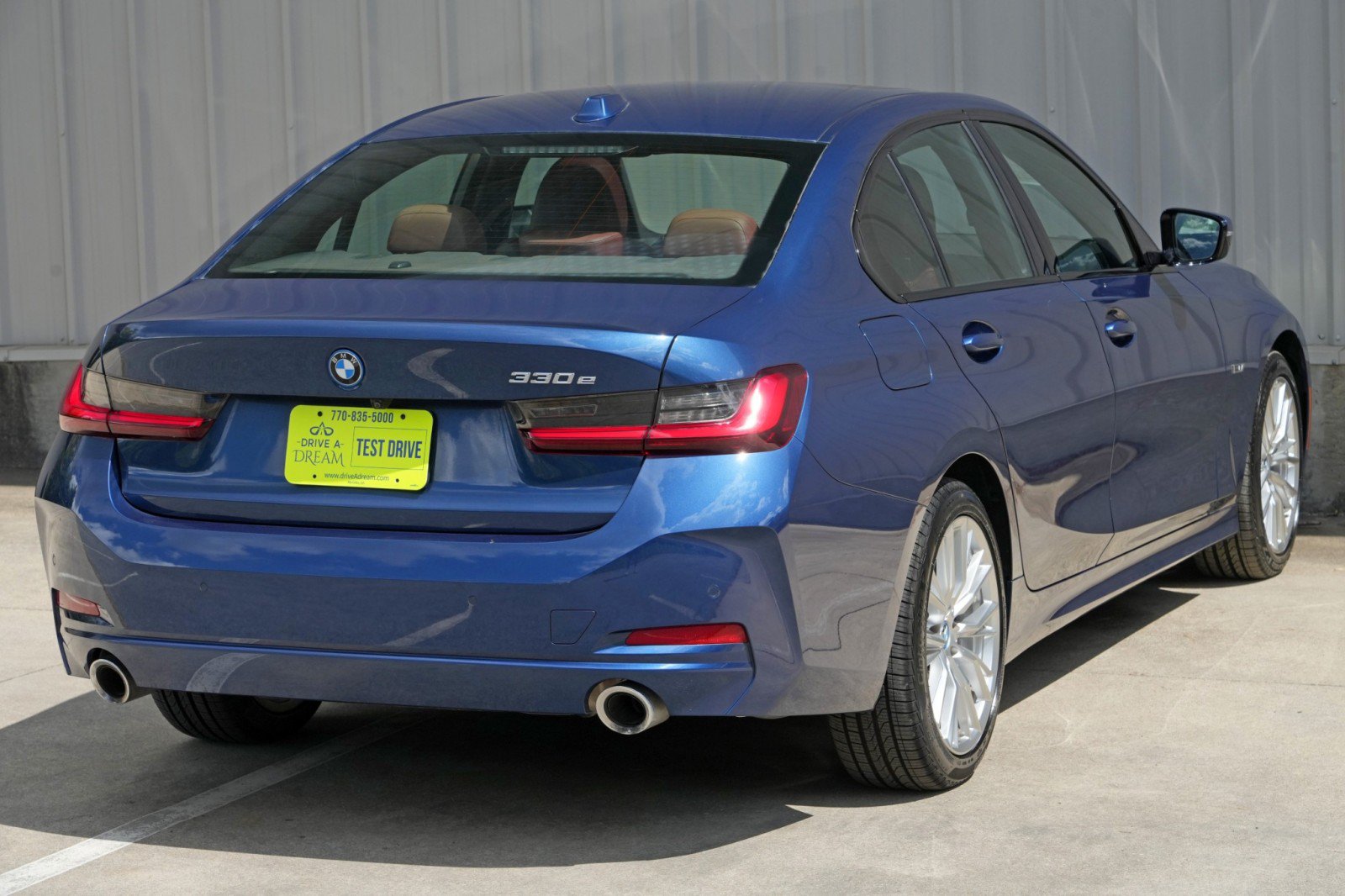 Used 2023 BMW 330e w/ Premium Package RWD image 53