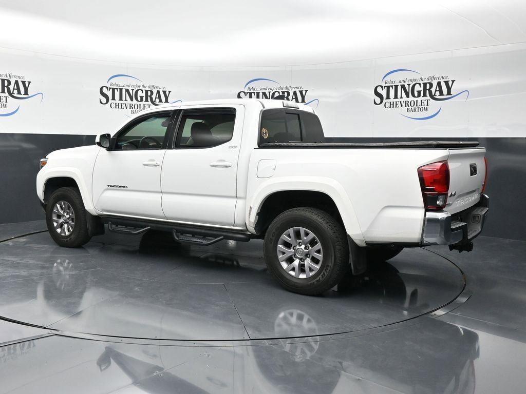 Used 2018 Toyota Tacoma SR5 AWD/4WD image 5