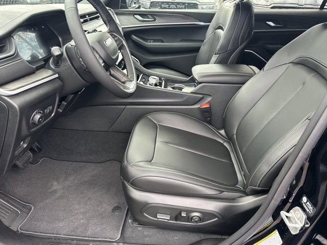 New 2026 Jeep Grand Cherokee Limited image 9