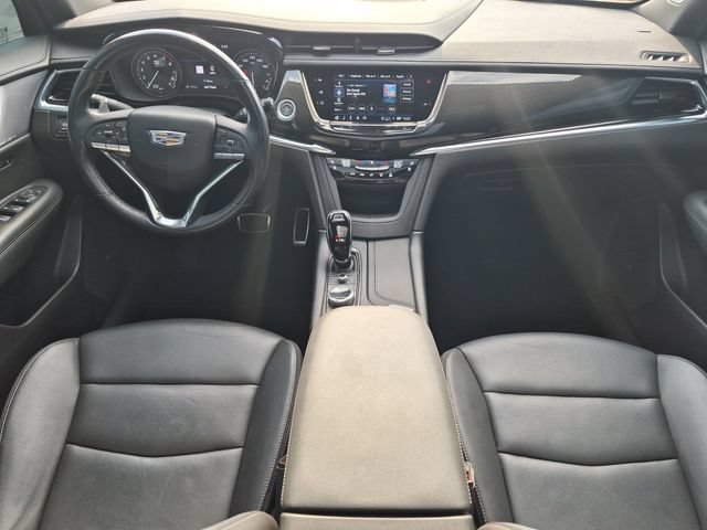 Used 2023 Cadillac XT6 Sport w/ Technology Package AWD/4WD image 14