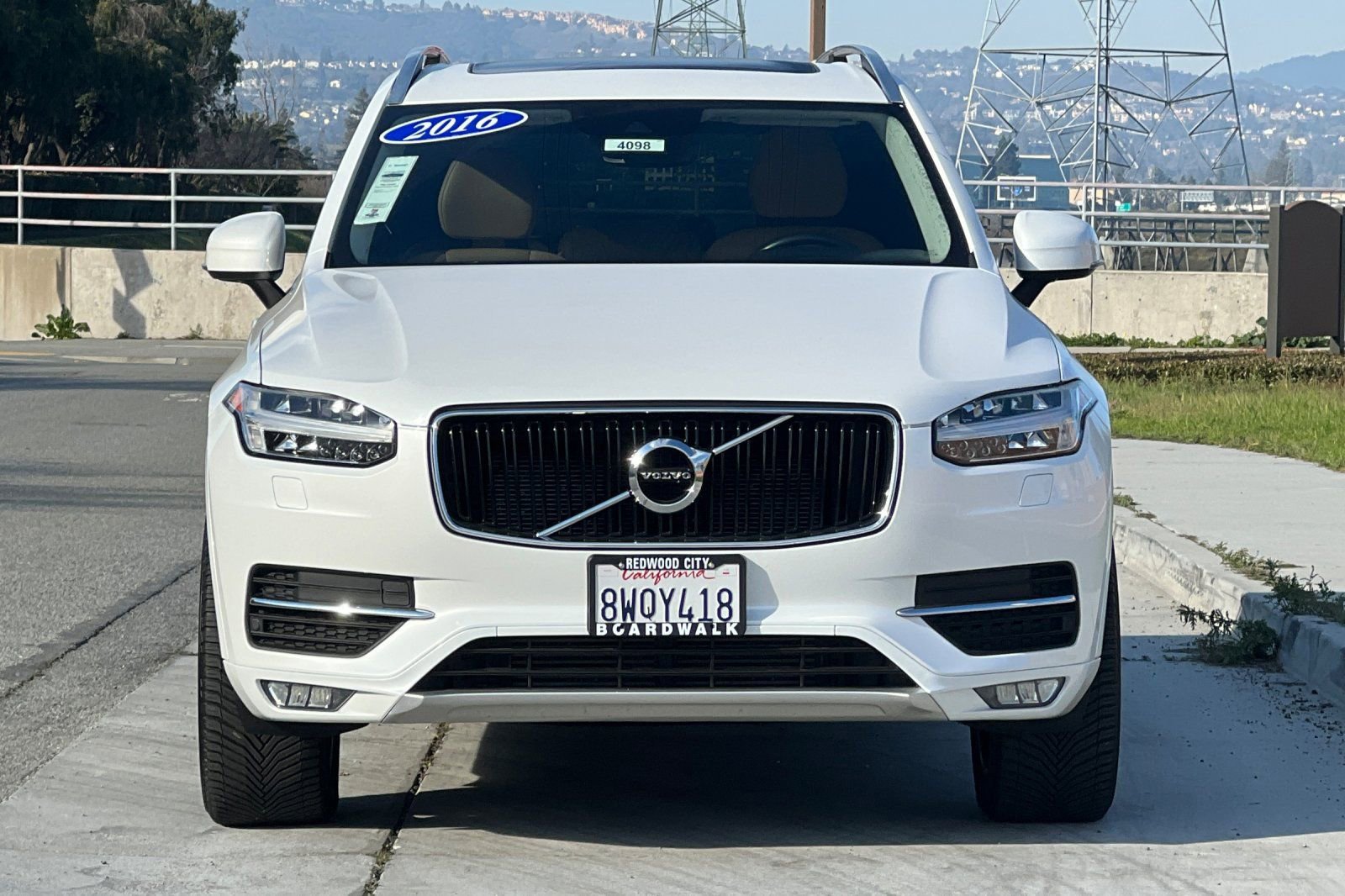 Used 2016 Volvo XC90 T6 Momentum w/ Protection Package Plus image 9