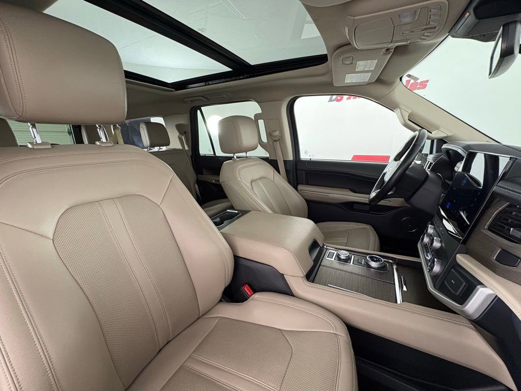 Used 2023 Ford Expedition Max Limited image 38