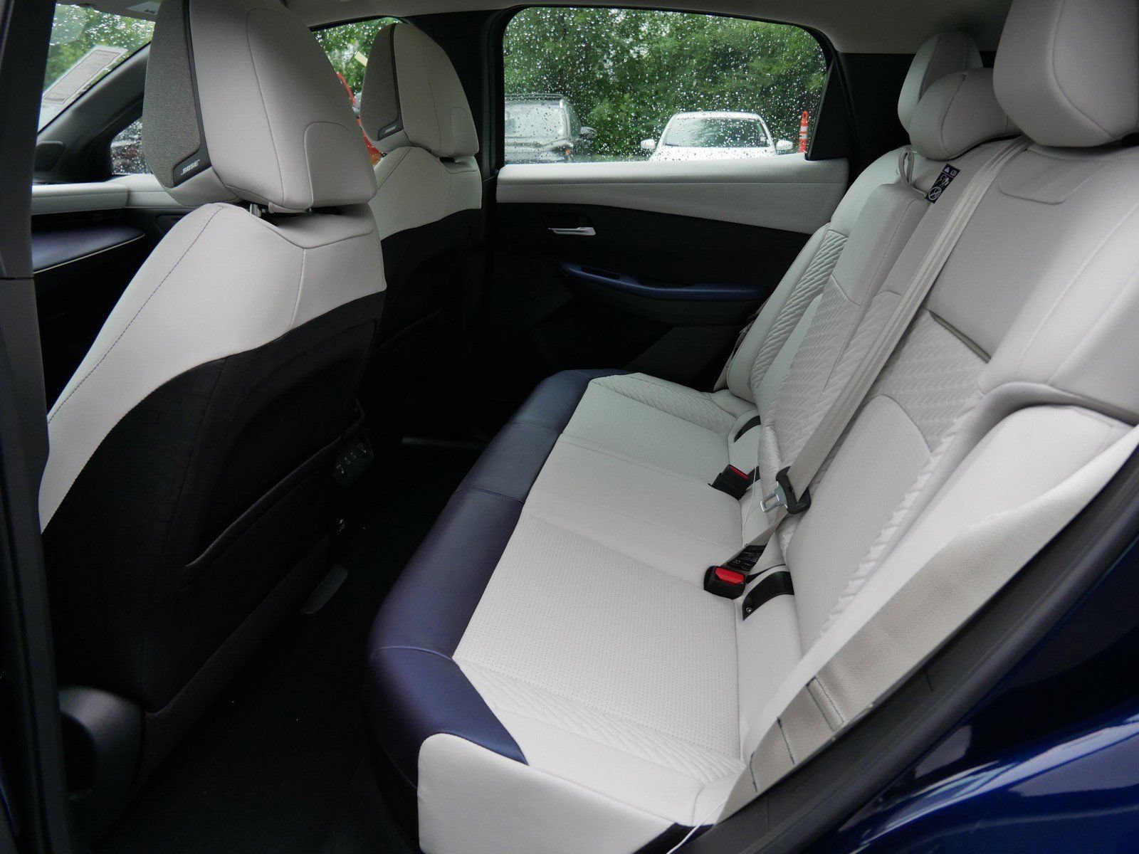 New 2026 Nissan Leaf Platinum+ w/ Cargo Package (Platinum+) FWD image 6