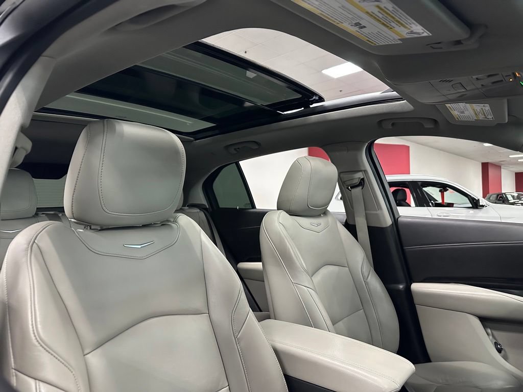 Used 2019 Cadillac XT4 Premium Luxury w/ Cold Weather Package FWD image 32