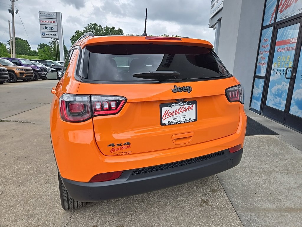New 2026 Jeep Compass Latitude AWD/4WD image 9