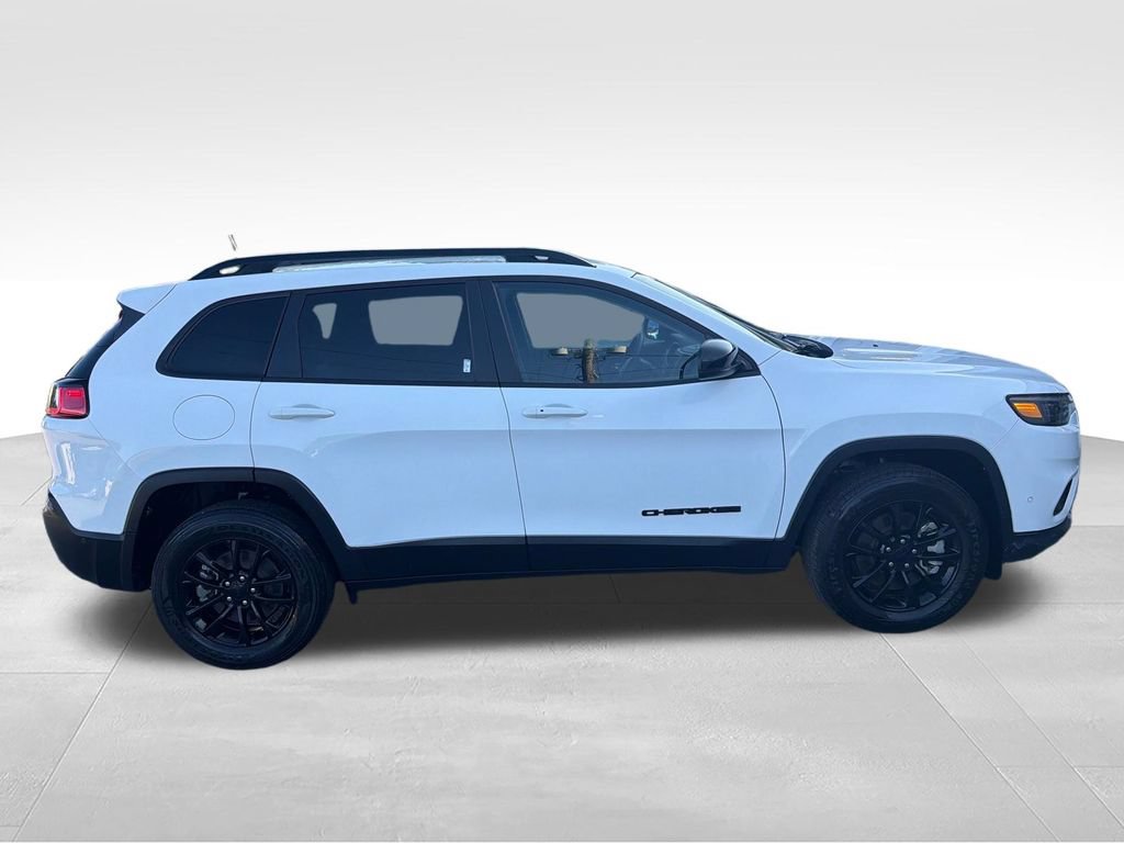 Used 2023 Jeep Cherokee Altitude Lux AWD/4WD image 6