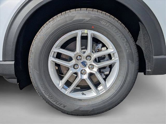 New 2026 Ford Explorer Active image 9