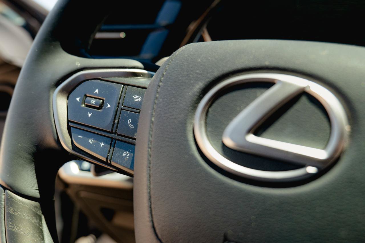 Used 2023 Lexus RX 350 Premium w/ Cold Area Package FWD image 24