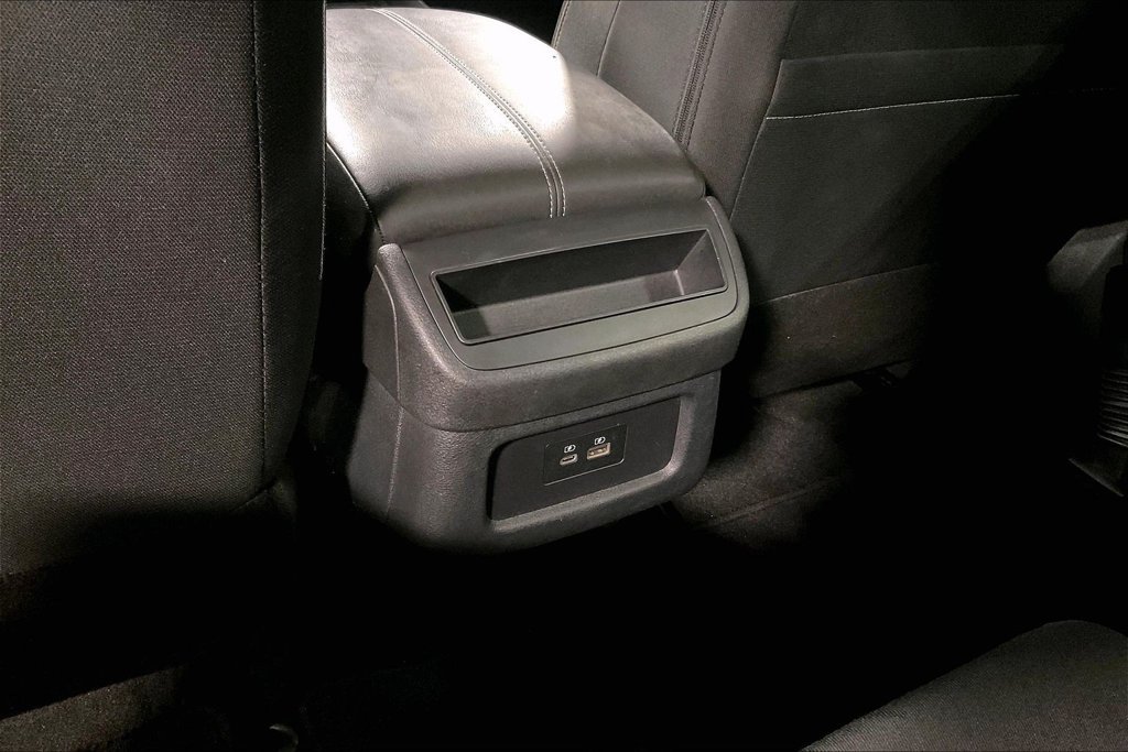 Used 2025 Nissan Pathfinder S FWD image 28