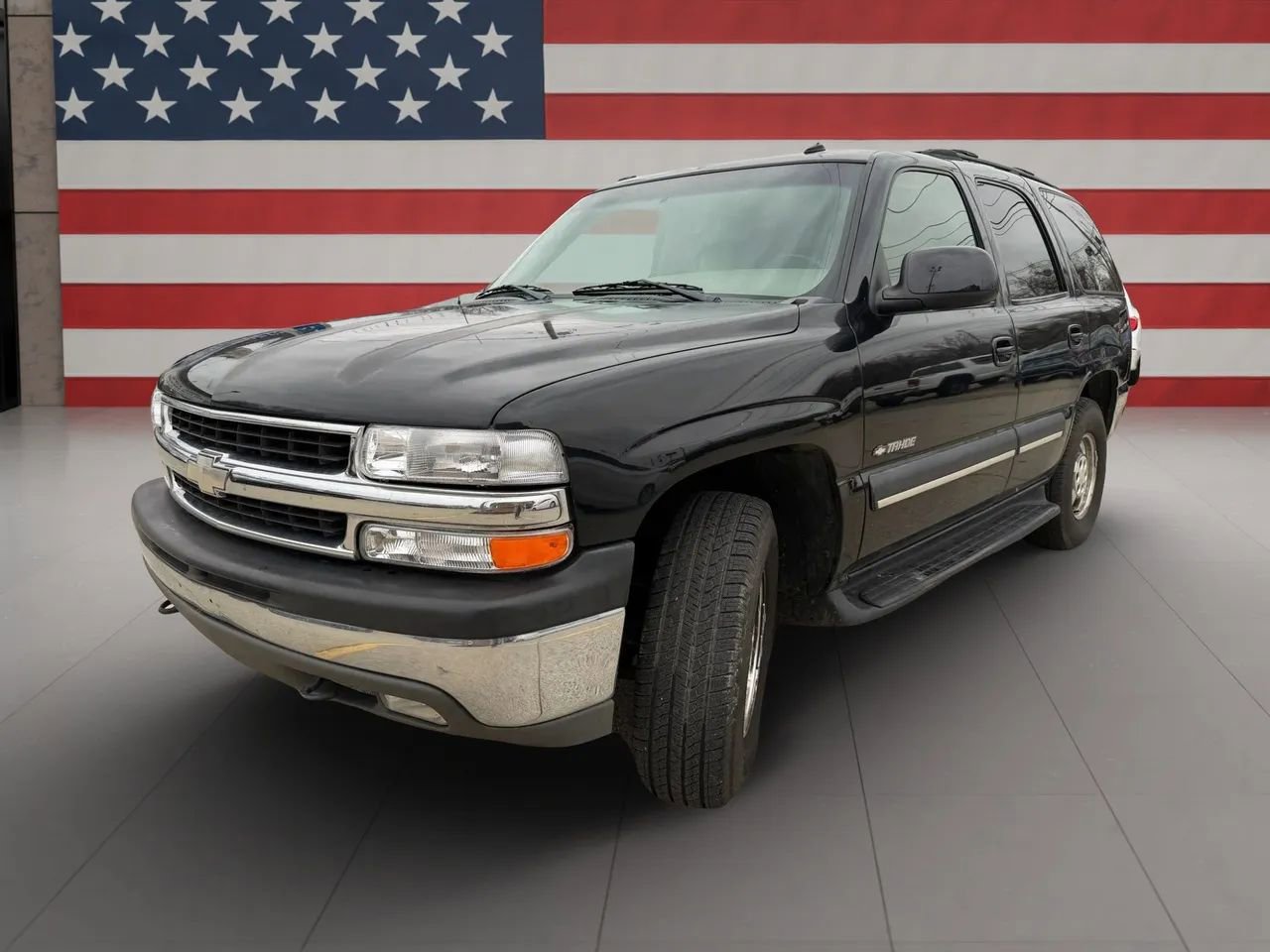 Used 2002 Chevrolet Tahoe LT image 3