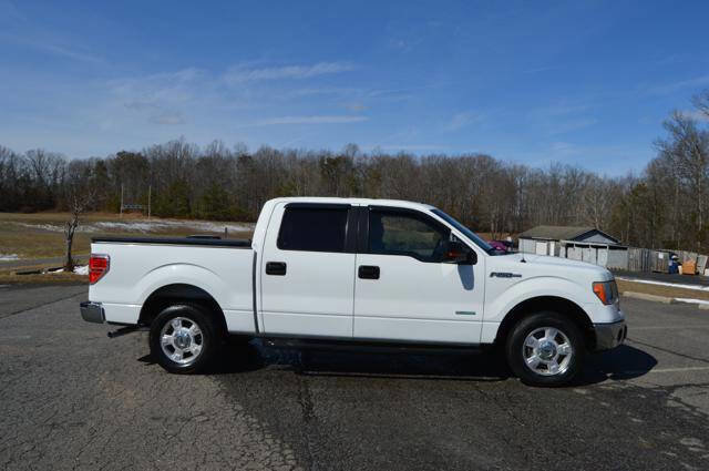 Used 2013 Ford F150 XLT w/ Mid Equipment Group image 58